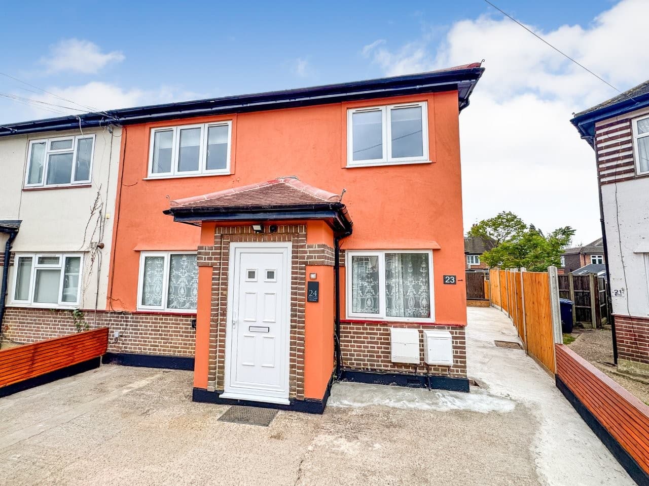 Vineyard Avenue, London, NW7