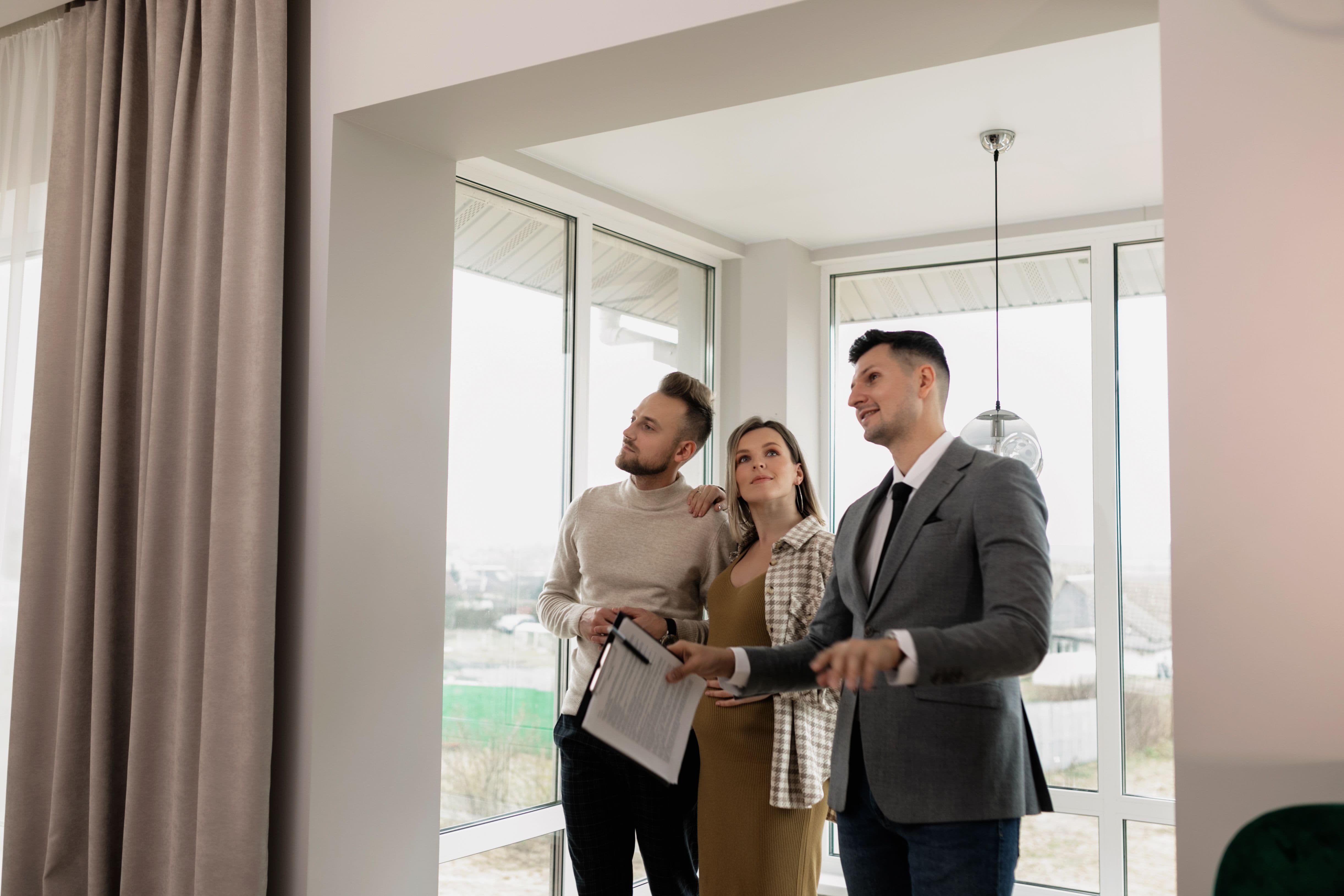 8 Questions You Must Ask When Viewing a Property