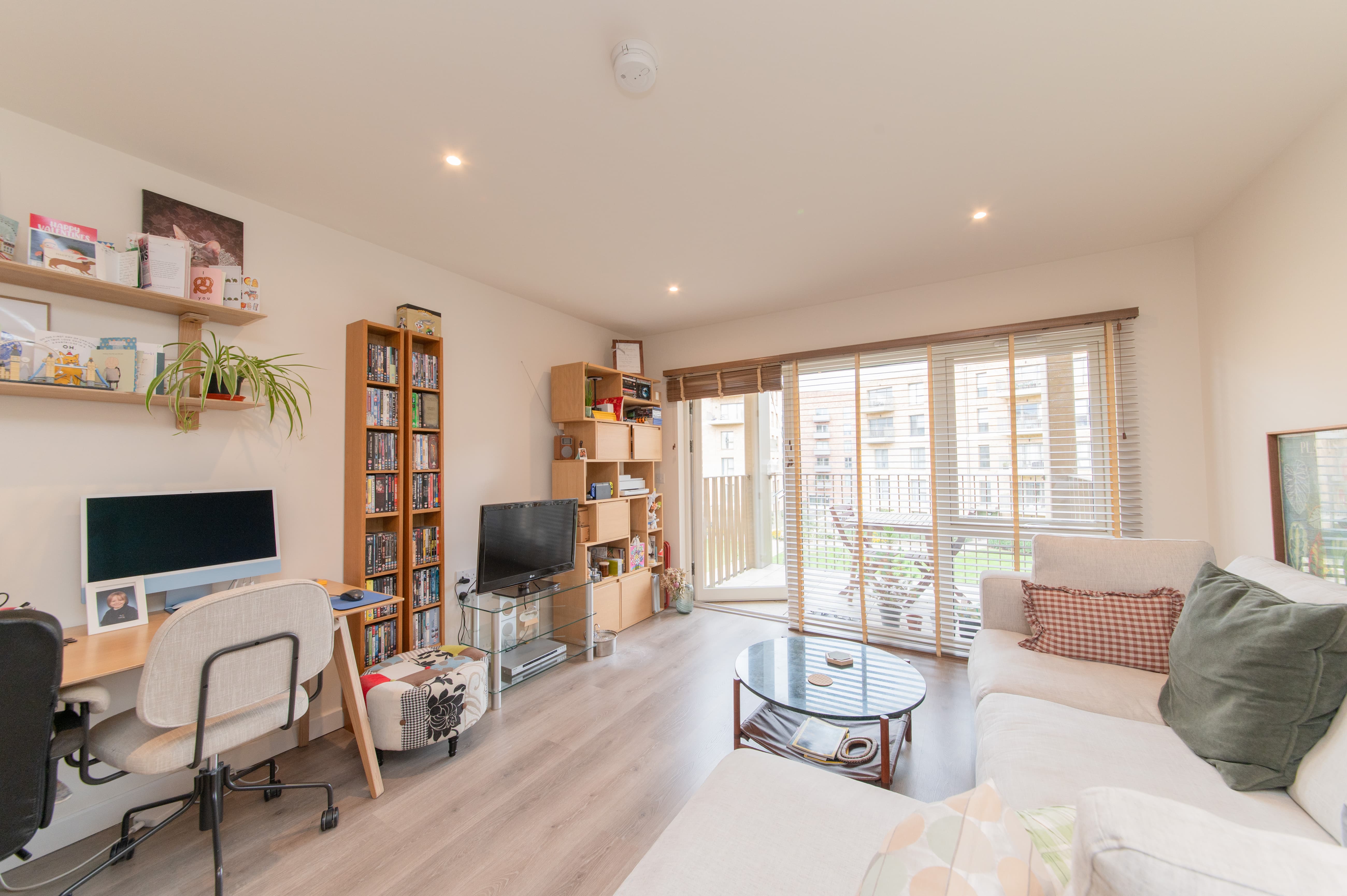Bittacy Hill, Yarrow Apartments, NW7