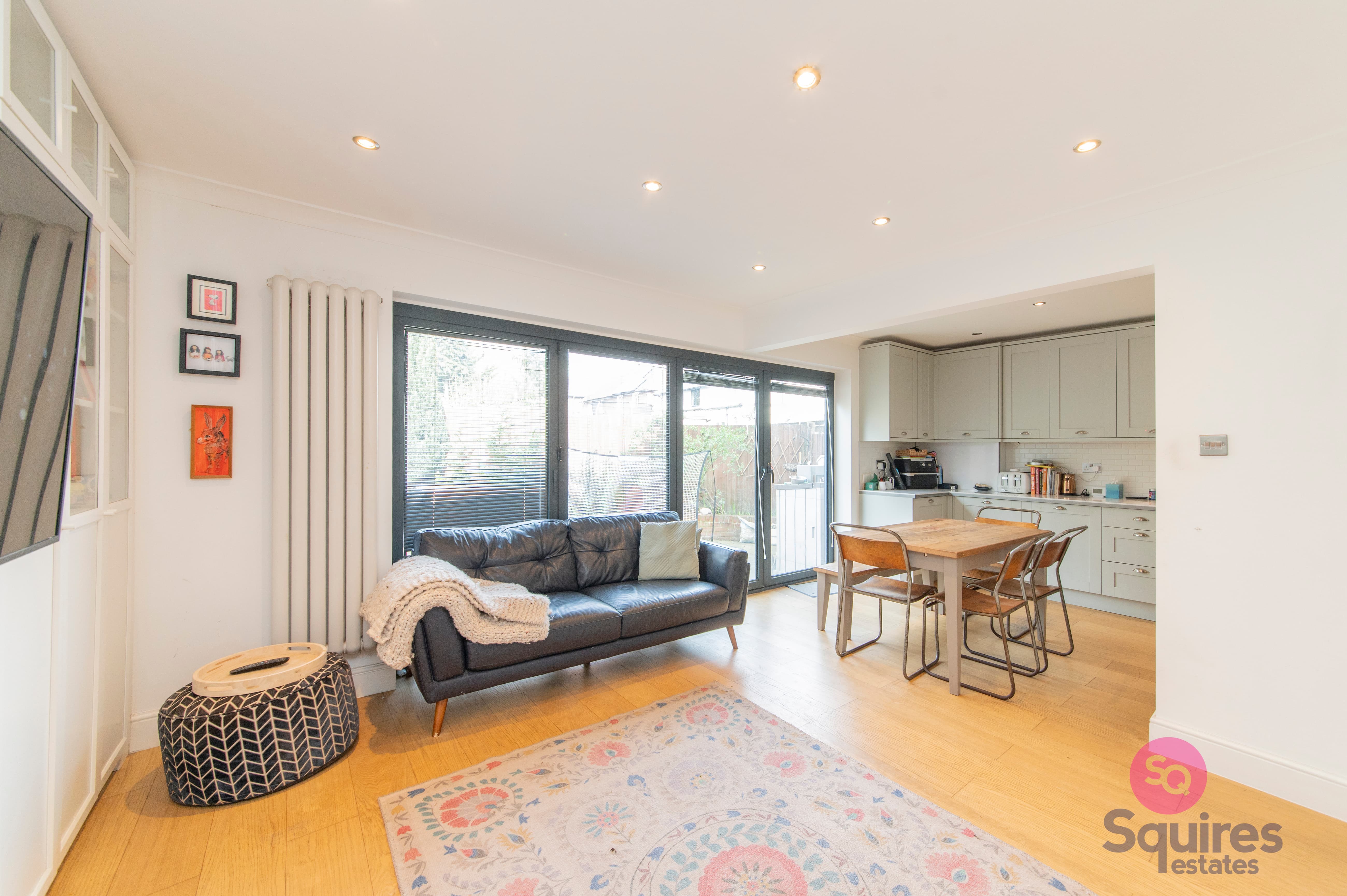 Coppetts Close, London, N12