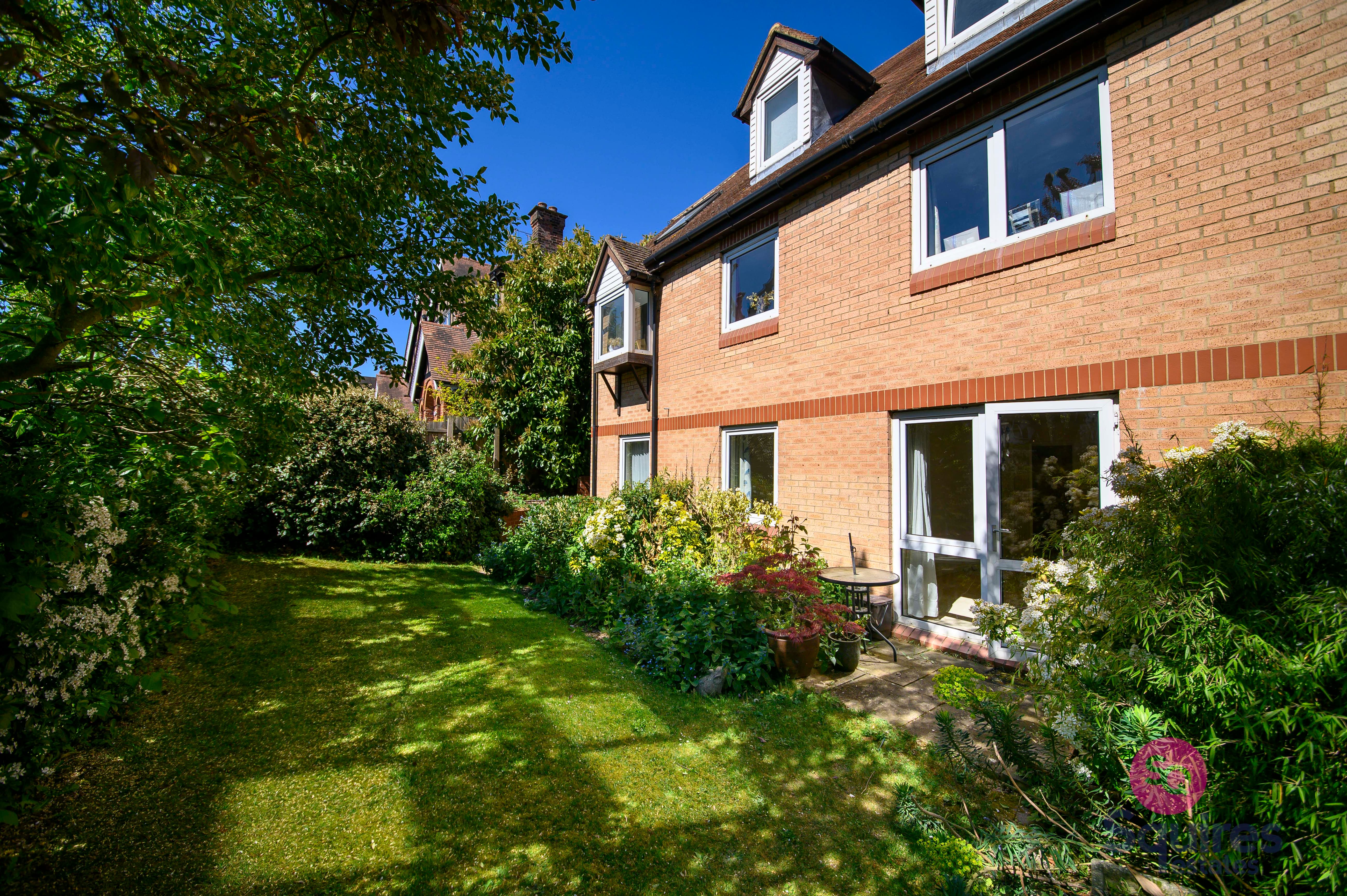 Friern Watch Avenue, Homan Court, N12