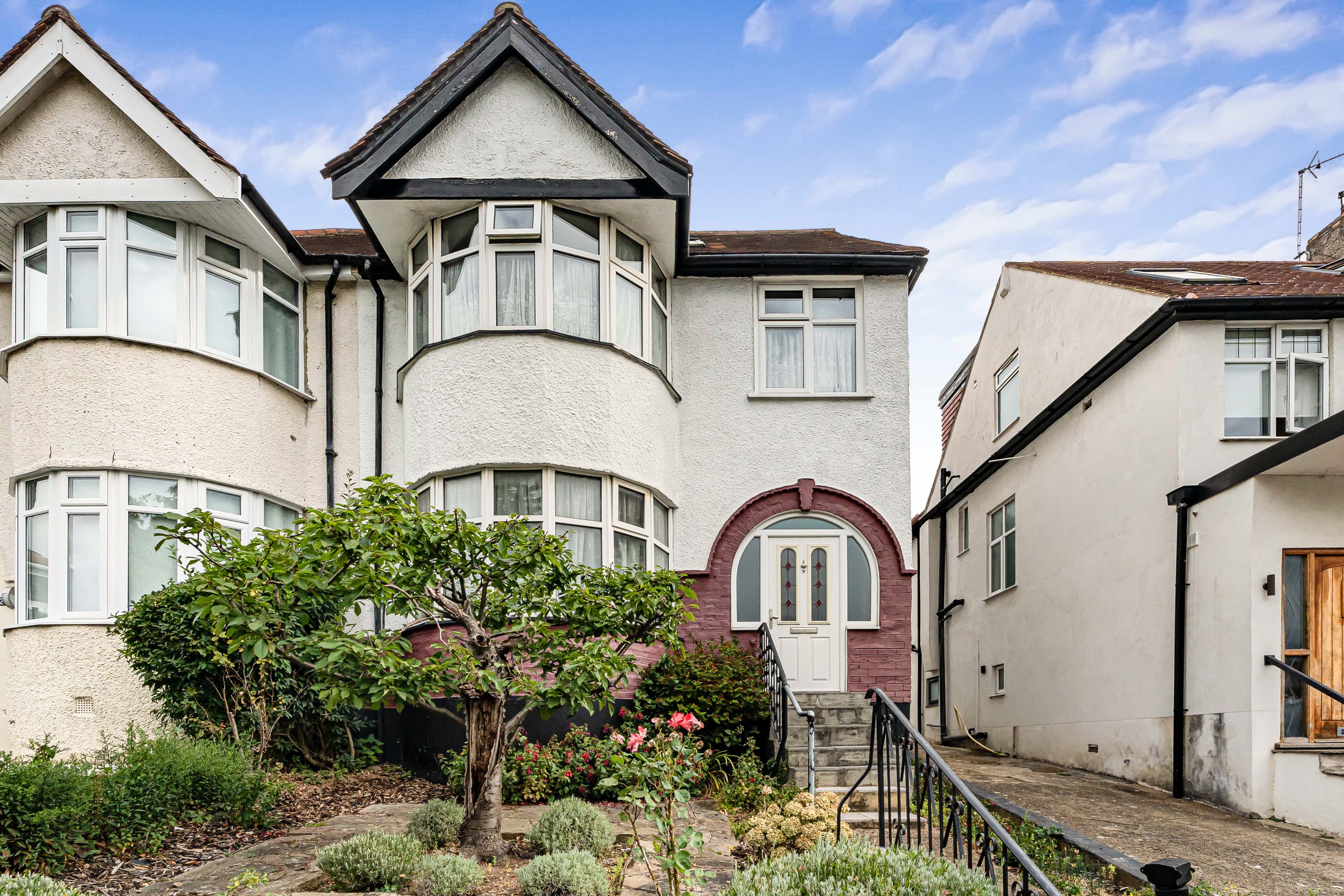 Holders Hill Avenue, London, NW4
