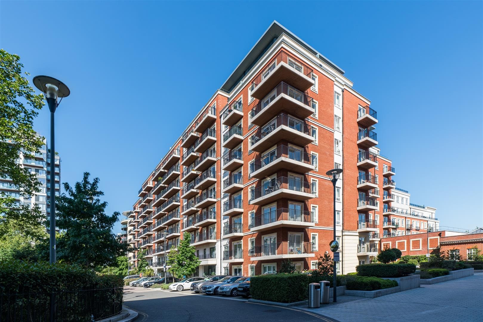 Beaufort Square, Colindale, London, NW9 5YS