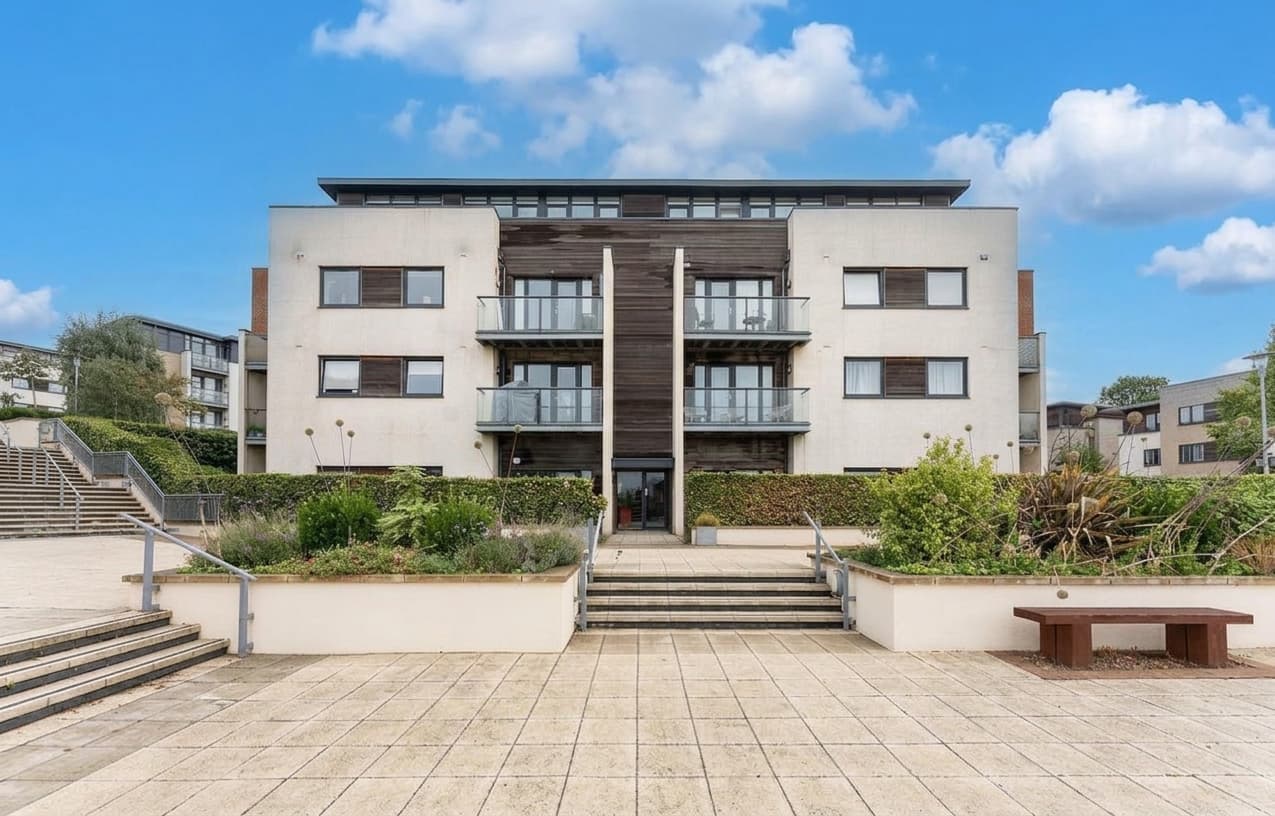 Peacock Close, Corn House, NW7