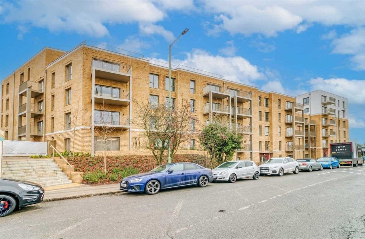 Bittacy Hill, Yarrow Apartments, NW7