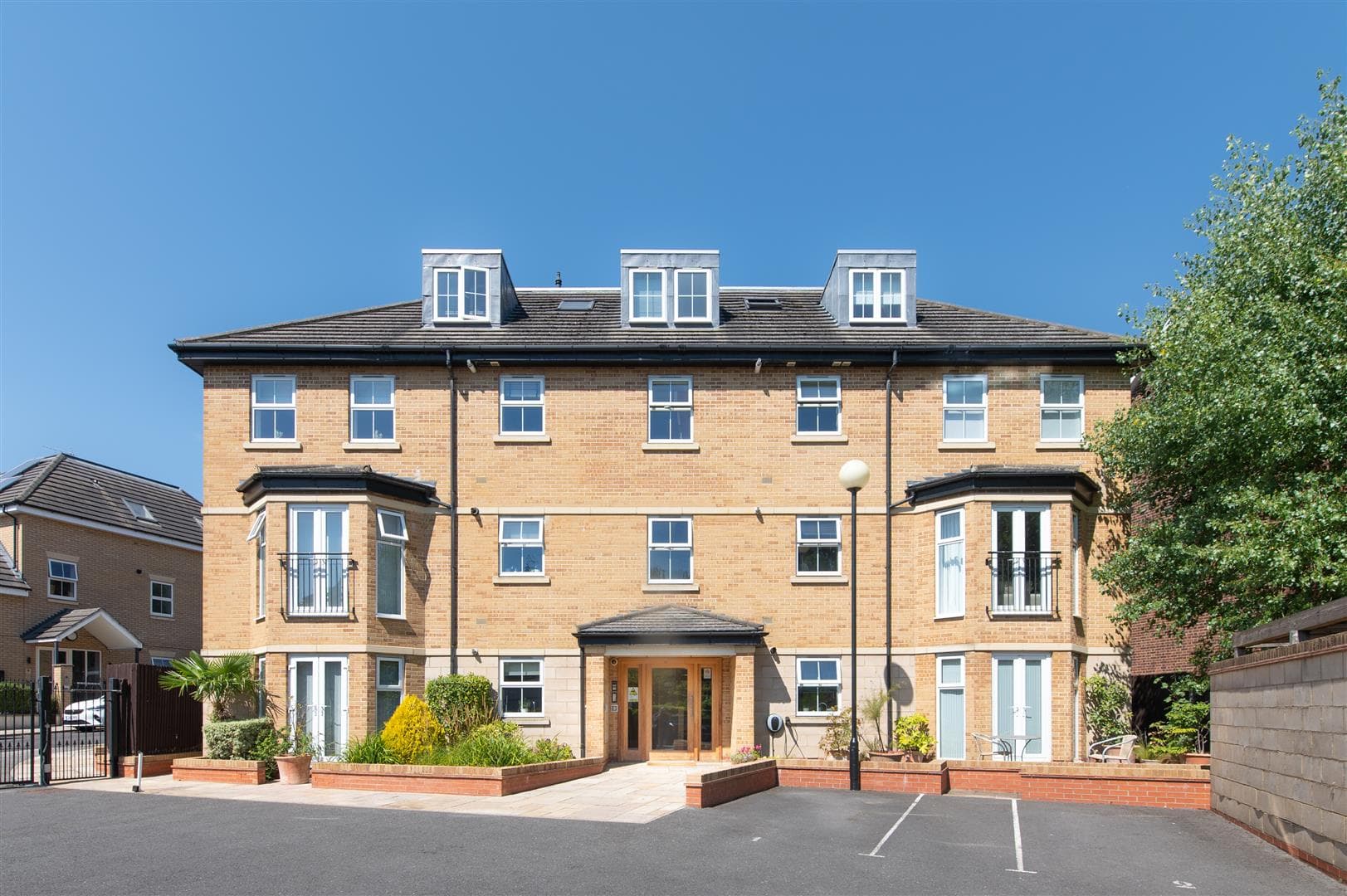 Grasmere Court, Holders Hill Gardens, NW4