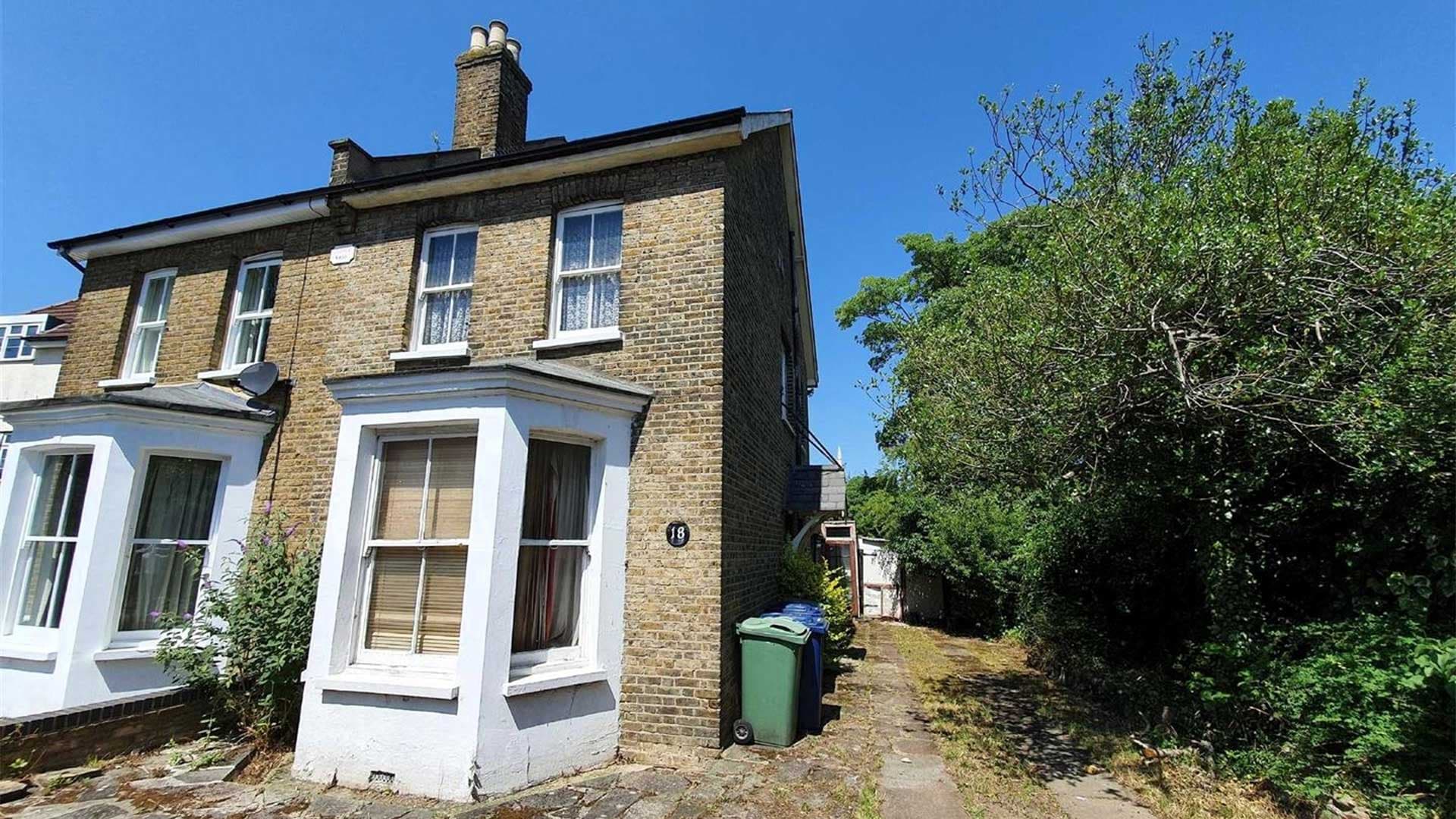 Five Property Estate Sale: From Uncertainty to Completion