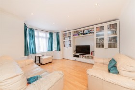 View Full Details for Renters Avenue, London - EAID:squiresapi, BID:3