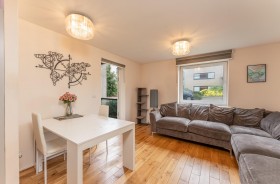 View Full Details for Peacock Close, Mill Hill - EAID:squiresapi, BID:2