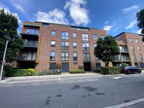 View Full Details for Howard Road, Stanmore - EAID:squiresapi, BID:2