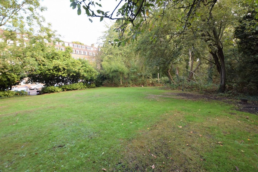 Images for Waverley Grove, Finchley EAID:squiresapi BID:1