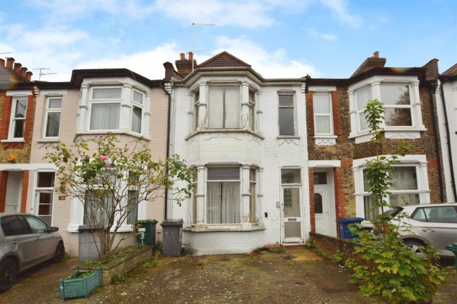 Long Lane, East Finchley - EAID:squiresapi, BID:1