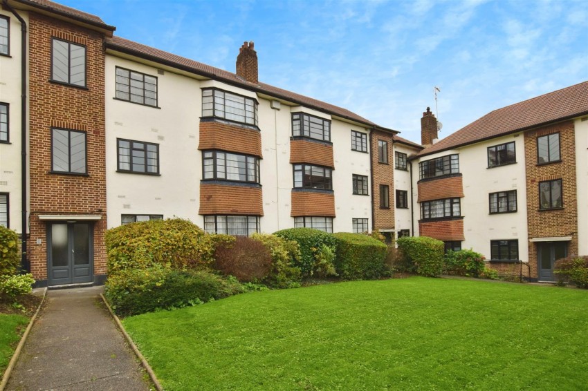 Images for The Lindens, Friern Park, London EAID:squiresapi BID:1